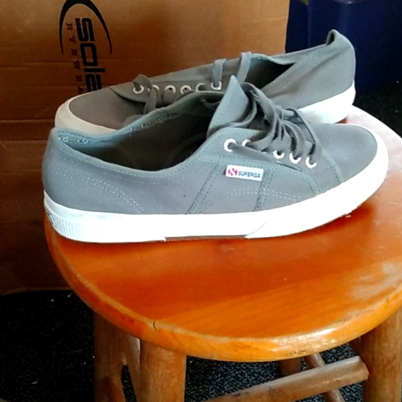 Sneakers - Picture 3 of 3